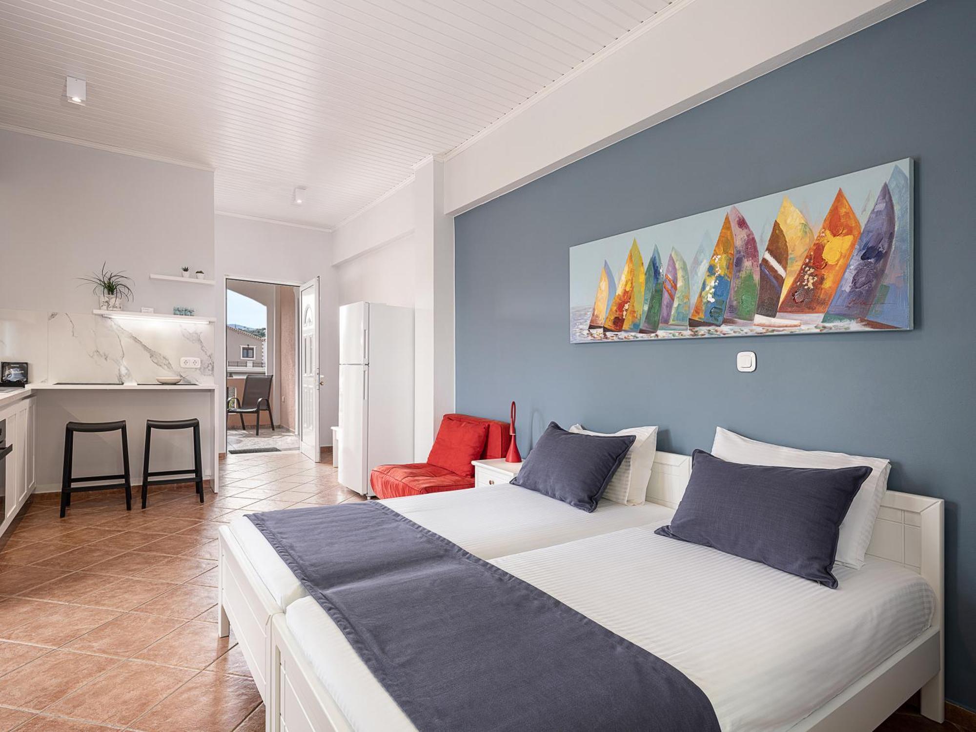 Elena Seafront Luxury Apartments Almirida الغرفة الصورة