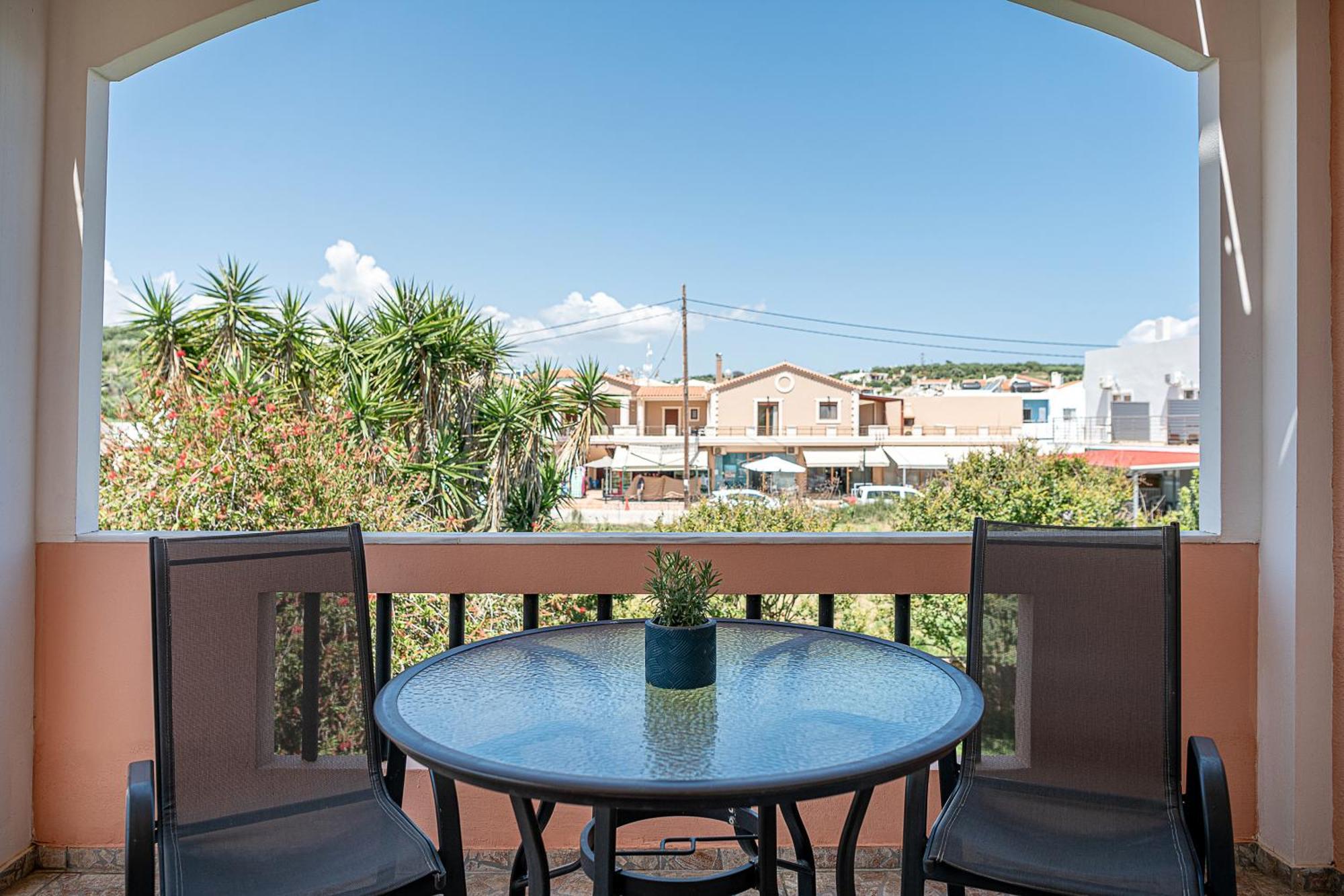 Elena Seafront Luxury Apartments Almirida الغرفة الصورة