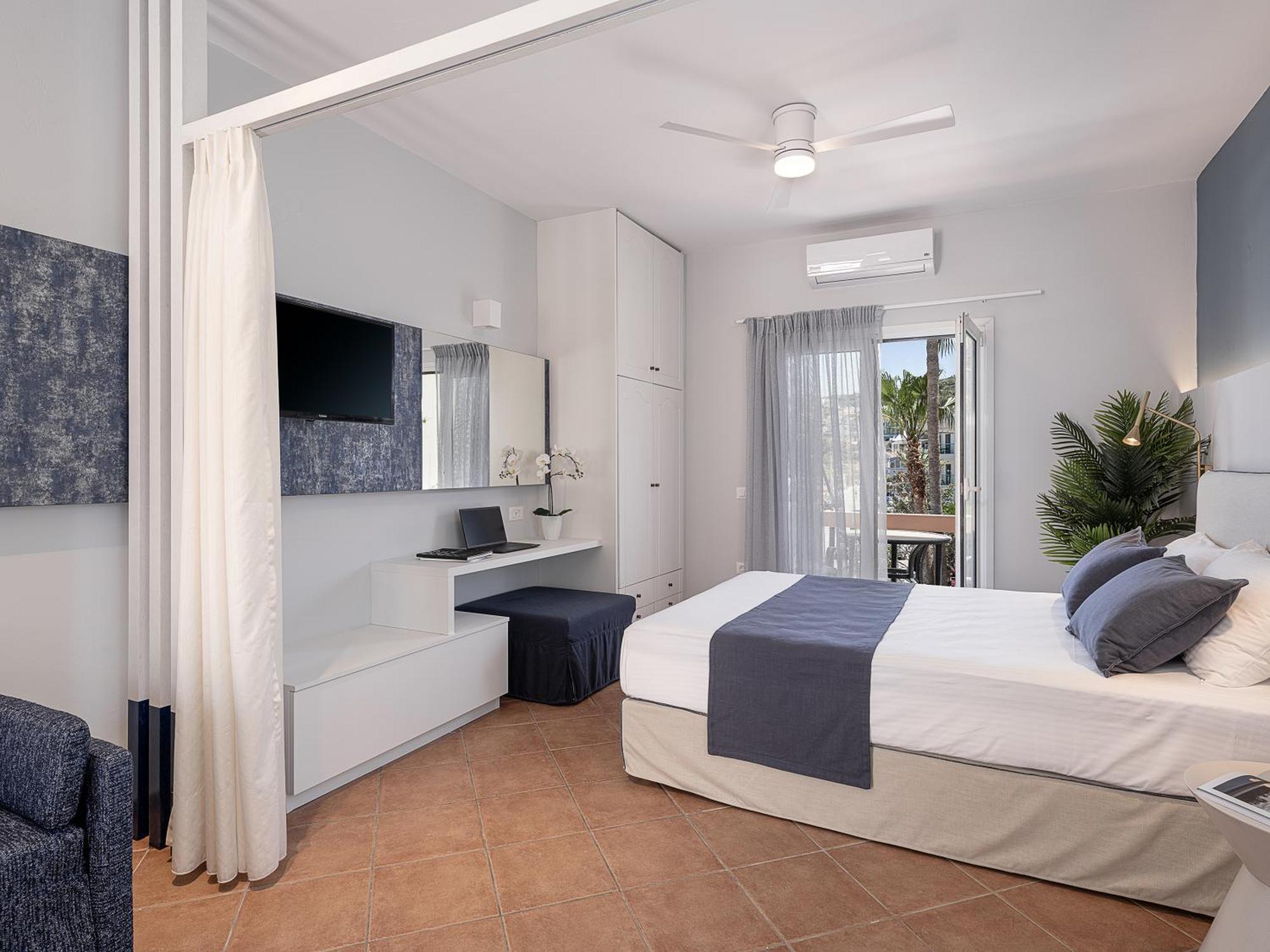 Elena Seafront Luxury Apartments Almirida المظهر الخارجي الصورة